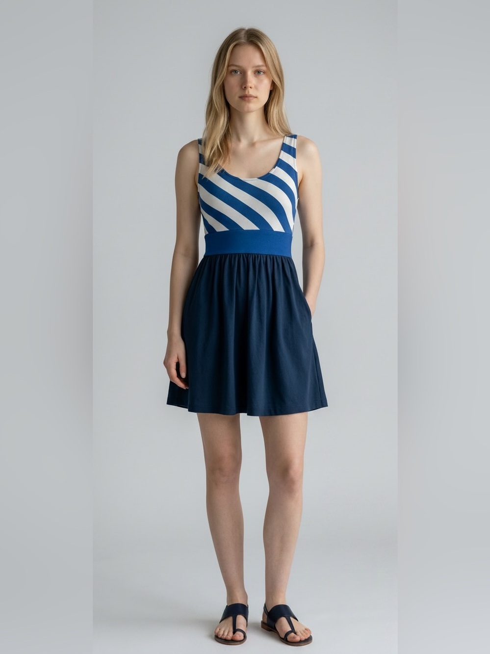 Express Women’s Sleeveless Fit & Flare Color Block Blue White Sundress -…